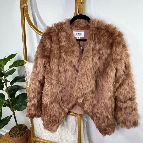 Faux Fur Brown Jacket - Picture 2 of 5